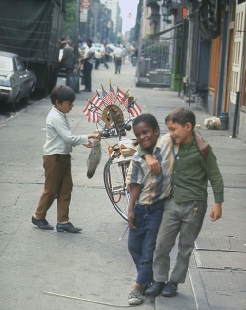 全世界最富有的国家之一加拿大在全世界经济排名第几？世界经济变化排行视频