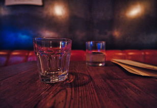 国产红酒杯有哪些牌子？国产红酒杯排行榜前十名国内红酒杯品牌