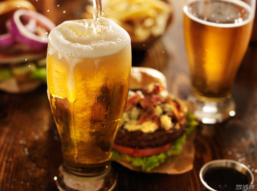 西班牙研究发现经常喝啤酒会永久抑制大脑的注意力